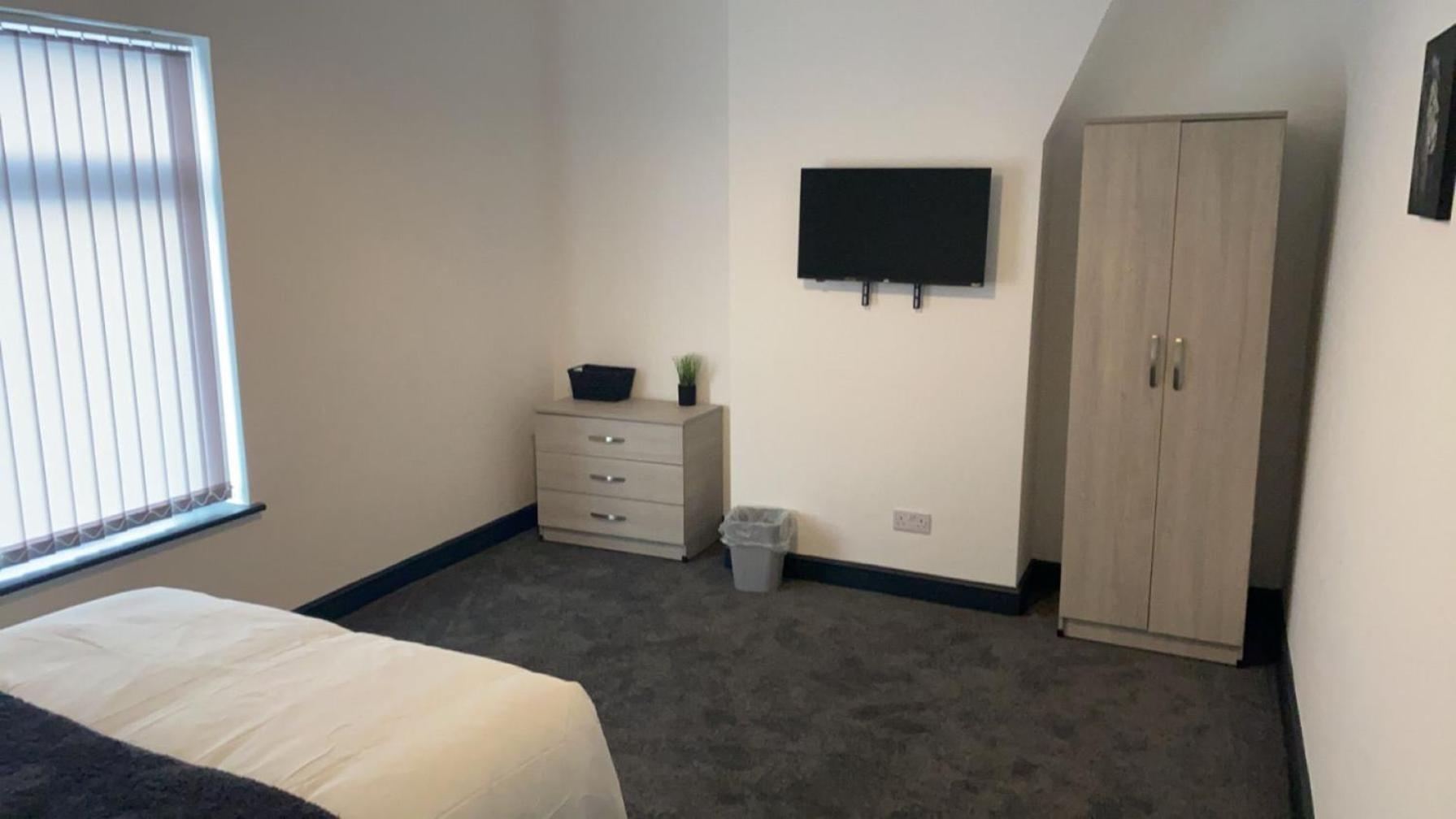 Houghton Guest House 1 Stoke-on-Trent 외부 사진