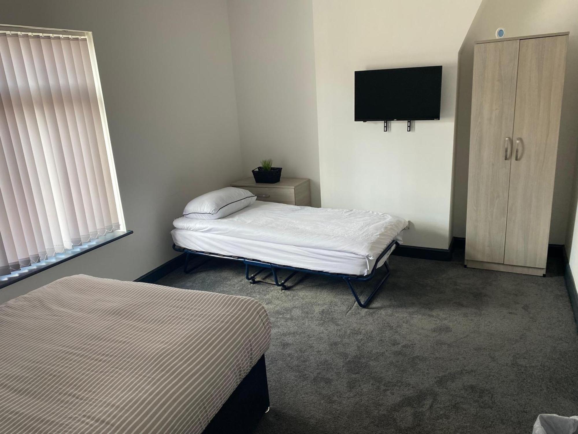 Houghton Guest House 1 Stoke-on-Trent 외부 사진
