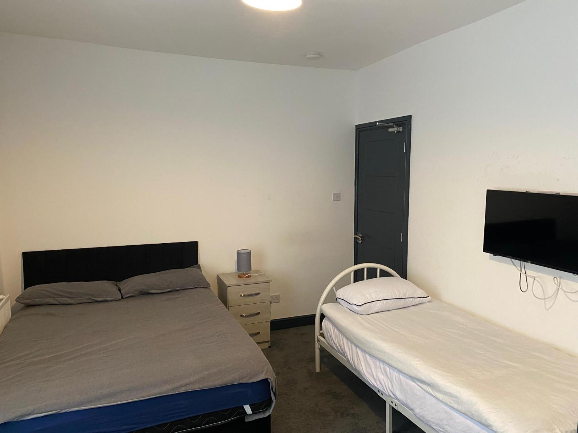 Houghton Guest House 1 Stoke-on-Trent 외부 사진